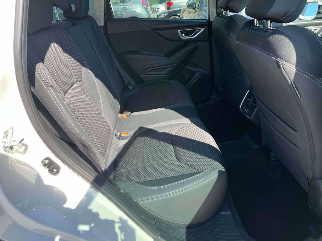 Used 2023 Subaru Forester Premium image 9