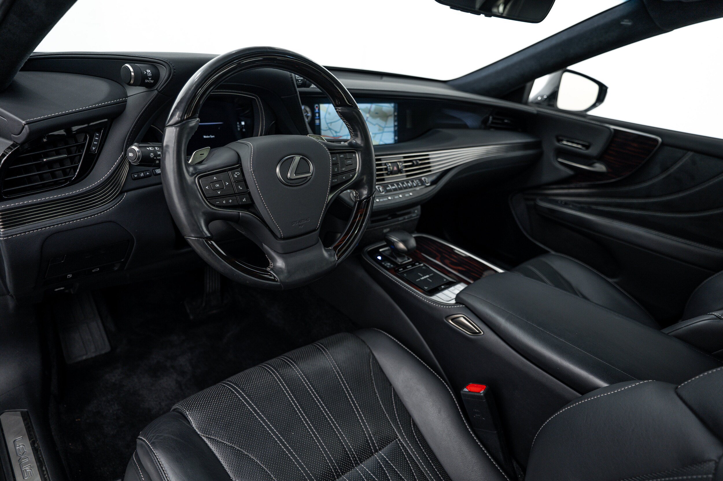 Used 2019 Lexus LS 500 AWD w/ Interior Upgrade Package image 11