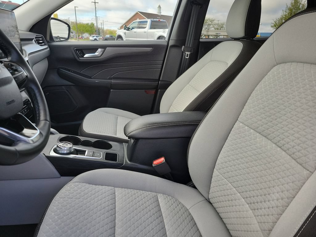 Used 2023 Ford Escape Active w/ Tech Pack #2 AWD/4WD image 20