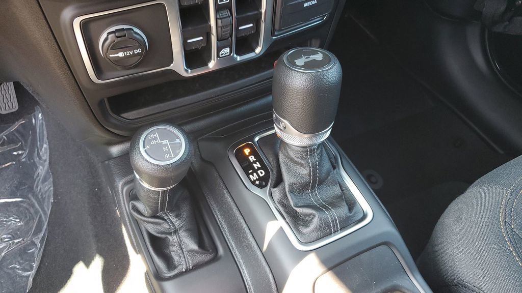 New 2025 Jeep Wrangler Sport S image 27