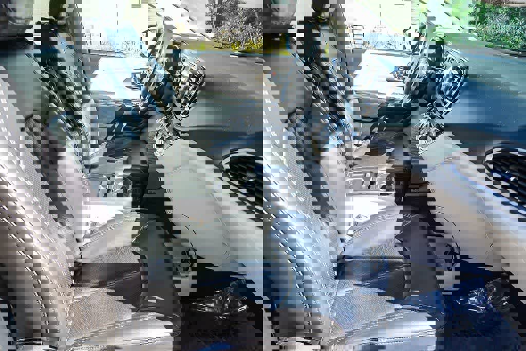 Used 2020 Chrysler Voyager Lxi image 18