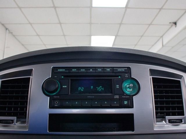 Used 2007 Dodge Ram 1500 Truck SLT image 15