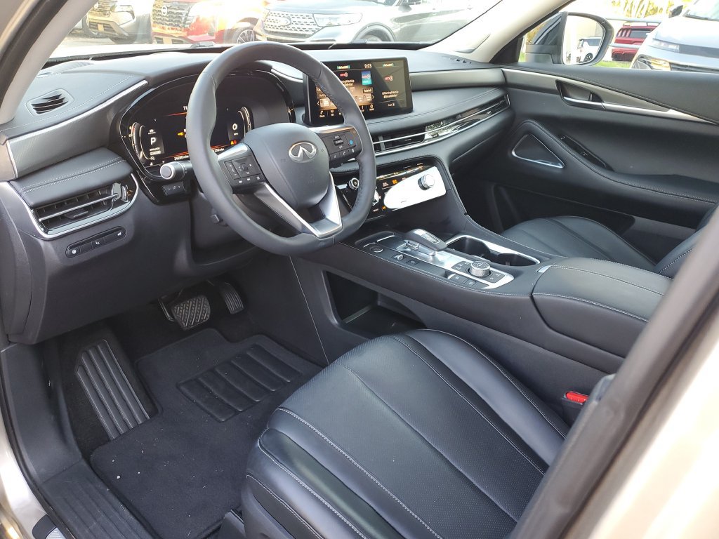 Used 2024 INFINITI QX60 Luxe w/ Vision Package FWD image 22