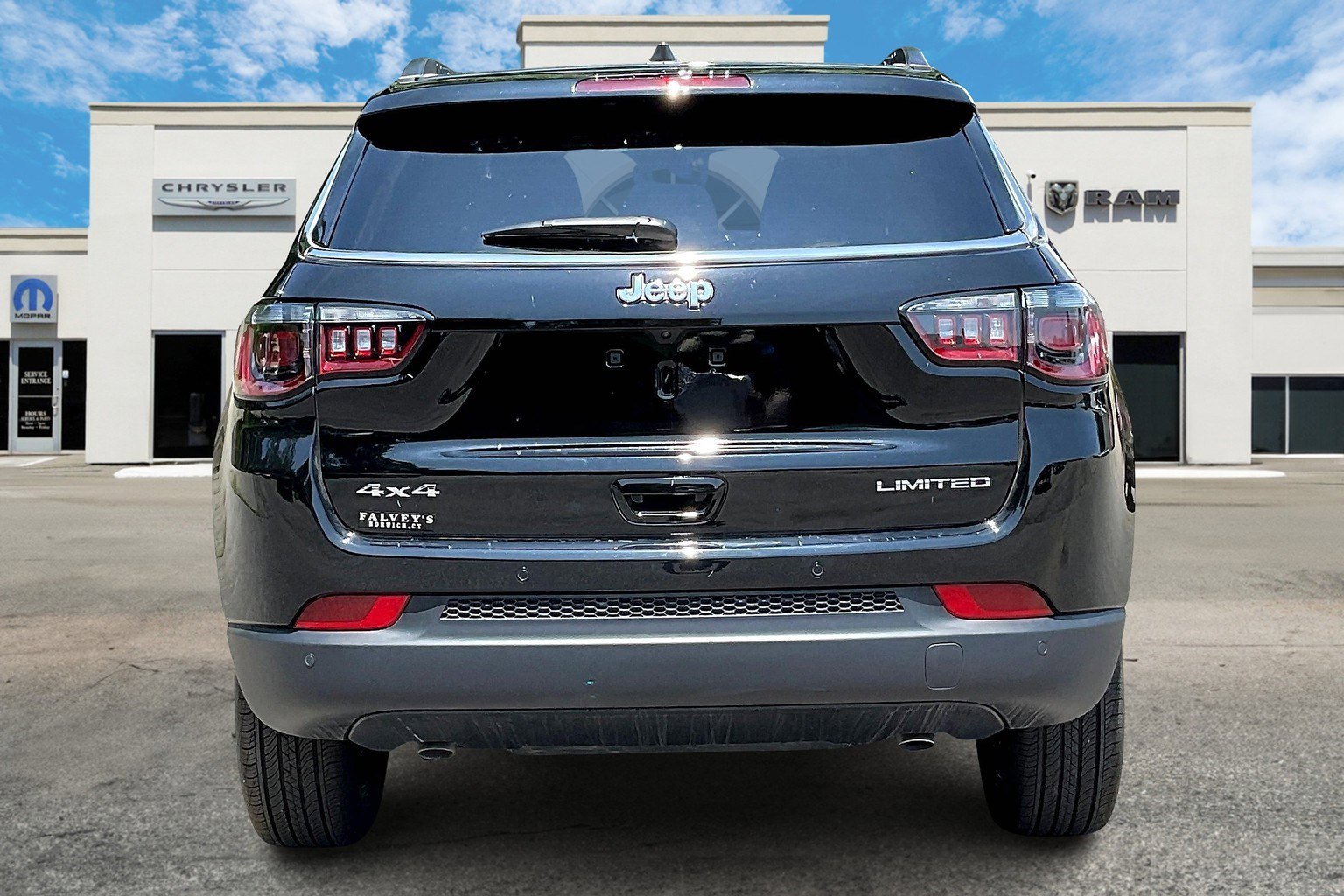 New 2025 Jeep Compass Limited image 4