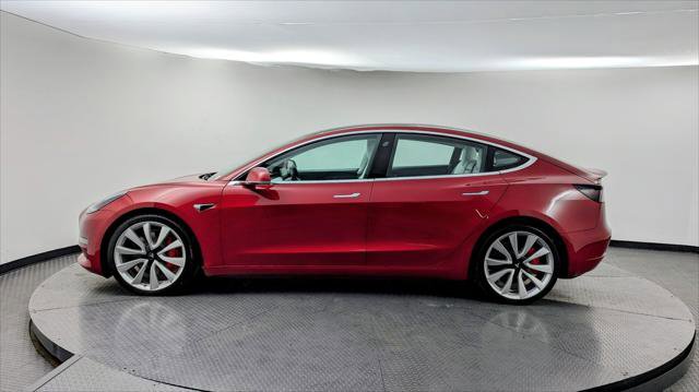 Used 2018 Tesla Model 3 Performance image 3