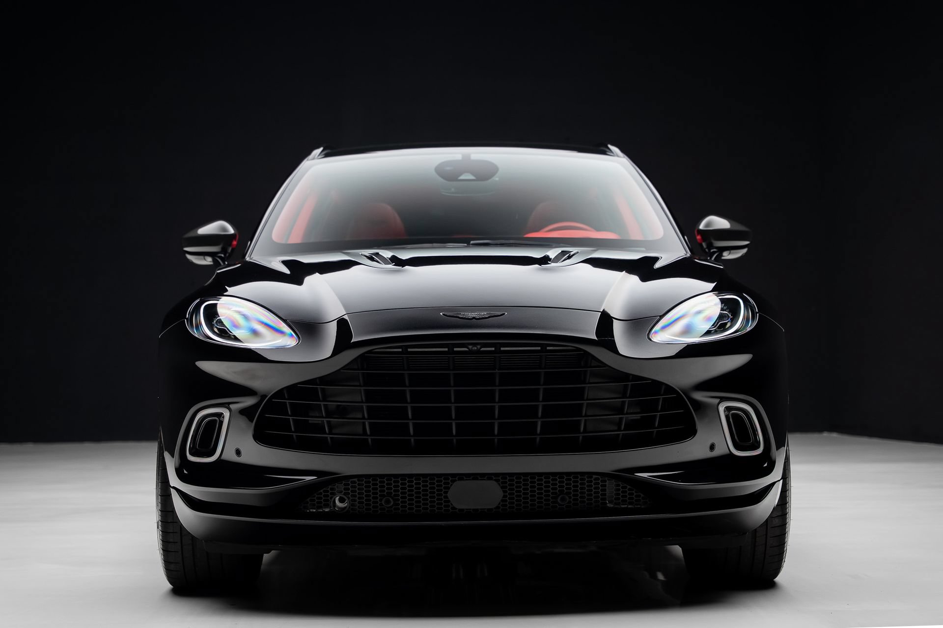Used 2022 Aston Martin DBX AWD/4WD image 8