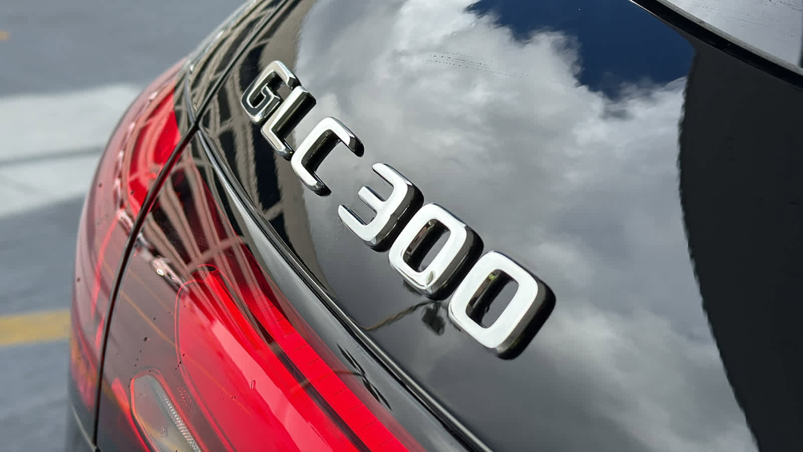 Certified 2026 Mercedes-Benz GLC 300 4MATIC image 10