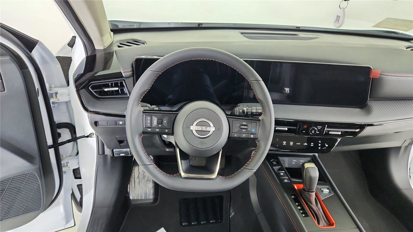 New 2026 Nissan Kicks SR w/ Cold Weather Package image 18