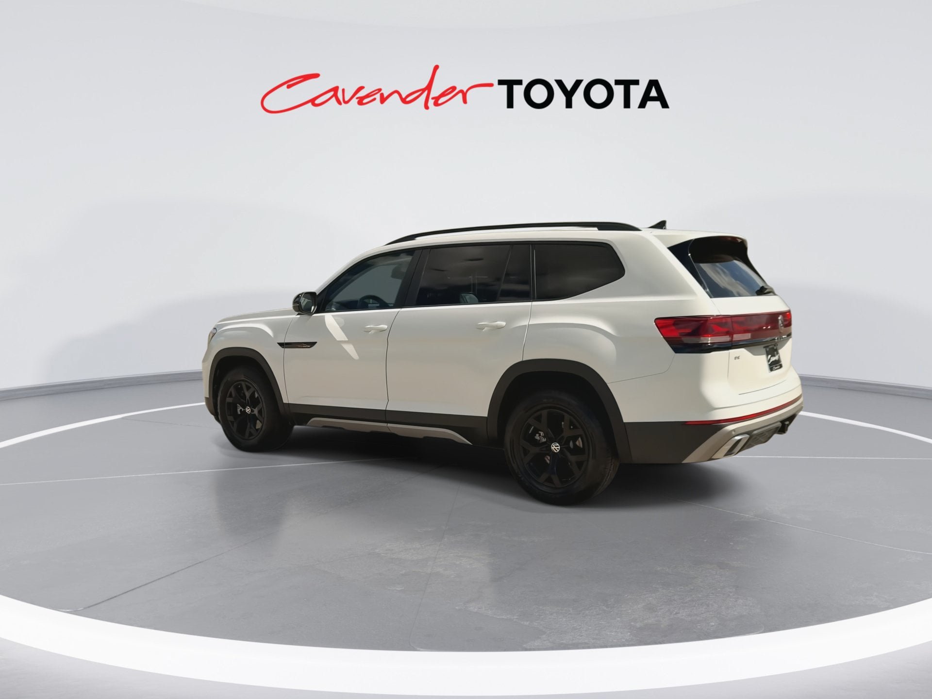 Used 2024 Volkswagen Atlas Peak Edition SE AWD/4WD image 6