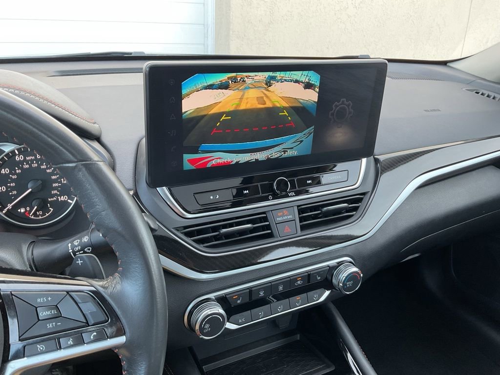 Used 2023 Nissan Altima 2.5 SR w/ SR Premium Package image 15