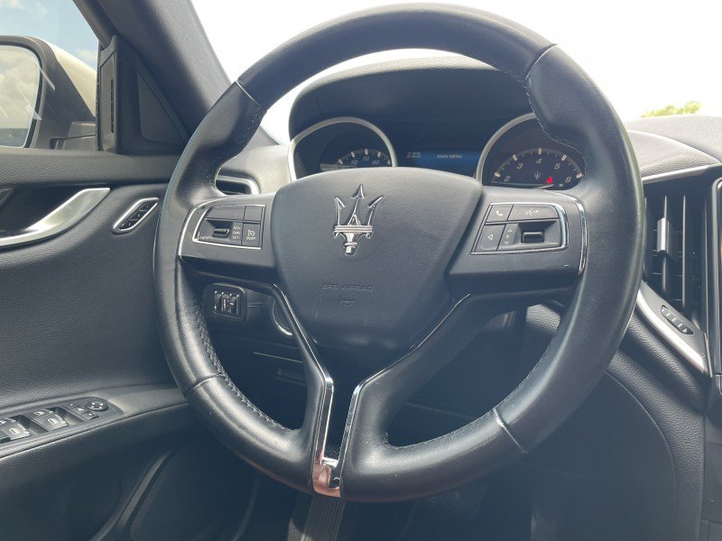 Used 2017 Maserati Ghibli RWD image 15