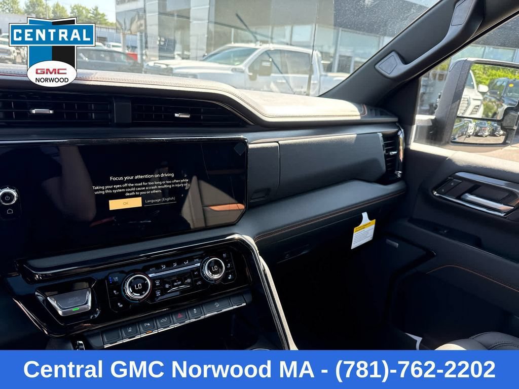 New 2026 GMC Sierra 2500 AT4 w/ AT4 Preferred Package AWD/4WD image 17
