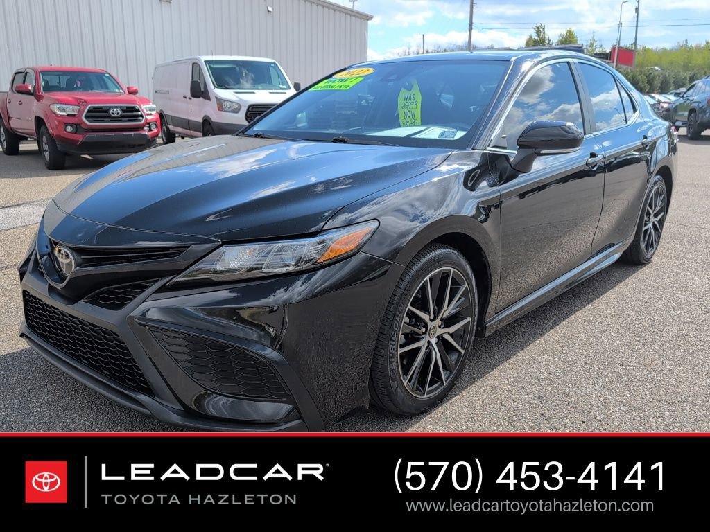 Used 2022 Toyota Camry SE AWD/4WD image 1