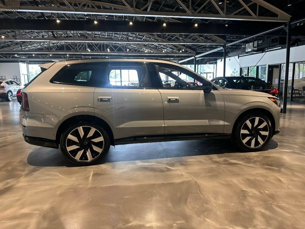 Used 2025 Volvo EX90 Ultra AWD/4WD image 6