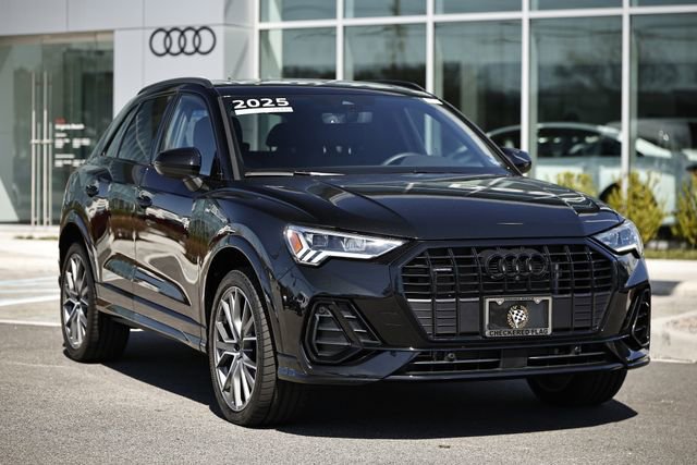 Certified 2025 Audi Q3 2.0T Premium Plus w/ Premium Plus Package image 2