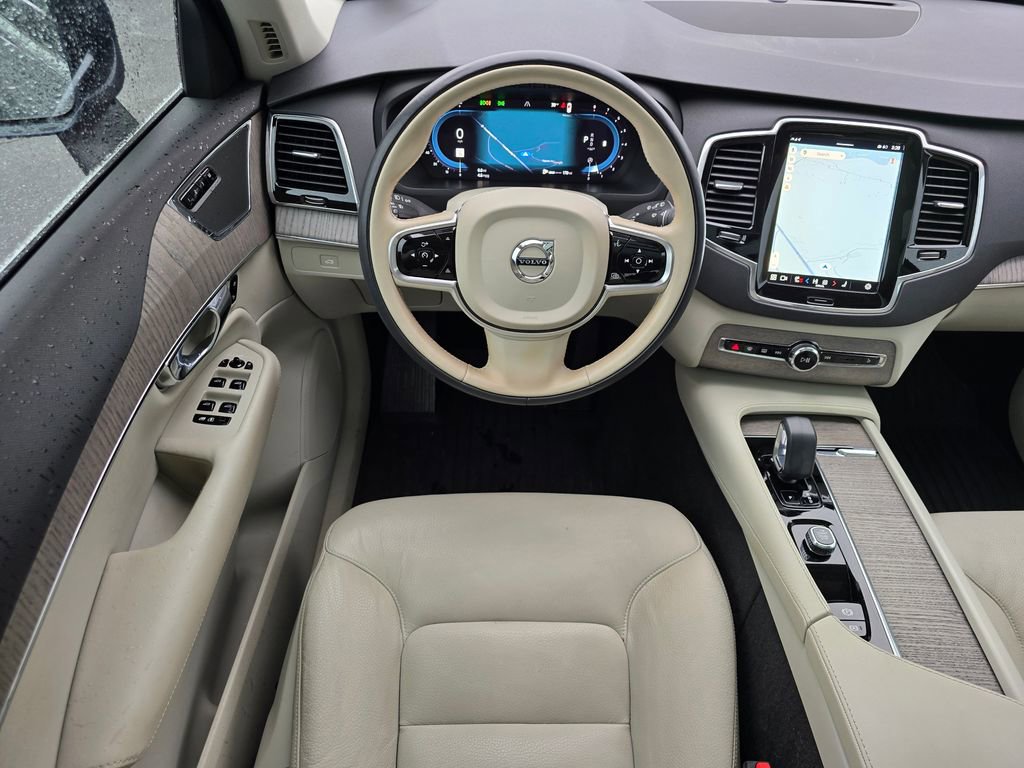 Used 2023 Volvo XC90 B6 Plus w/ Protection Package Premier image 33