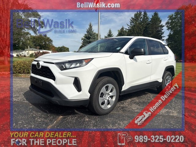 Used 2022 Toyota RAV4 LE image 1