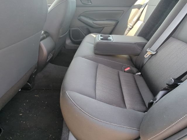 Used 2025 Nissan Altima 2.5 SV FWD image 22