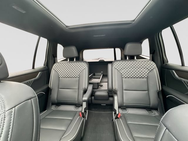 Used 2024 GMC Acadia Denali FWD image 21