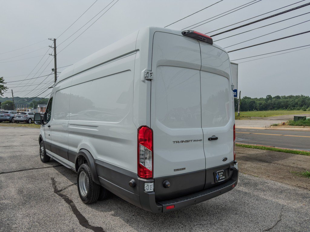 Used 2018 Ford Transit 350 148 High Roof Extended DRW RWD image 6