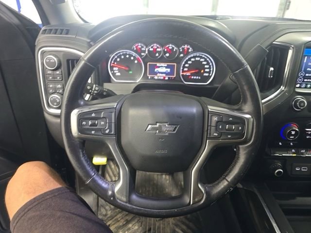 Used 2021 Chevrolet Silverado 1500 LT Trail Boss AWD/4WD image 11