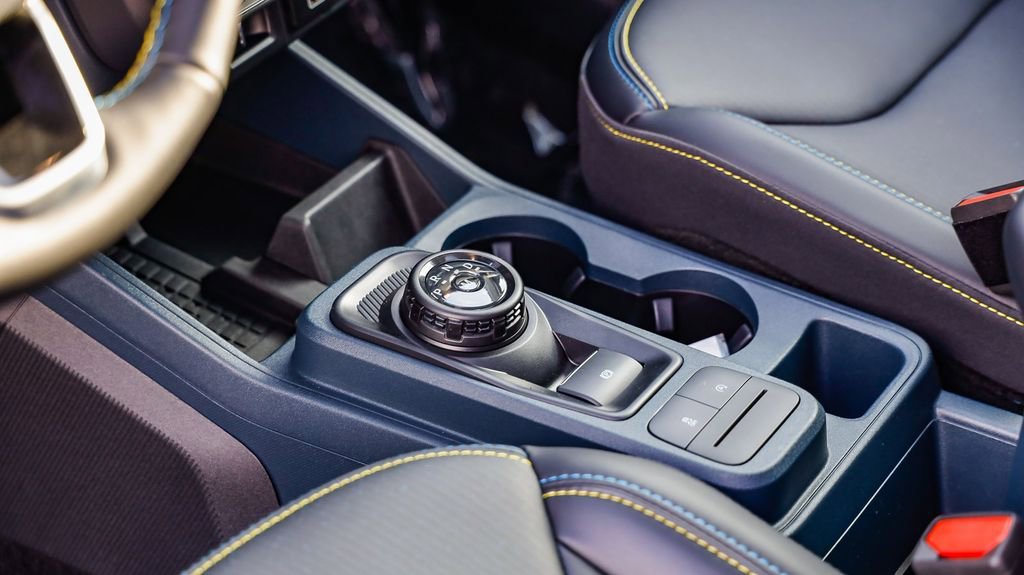 Used 2025 Ford Maverick Lobo image 24