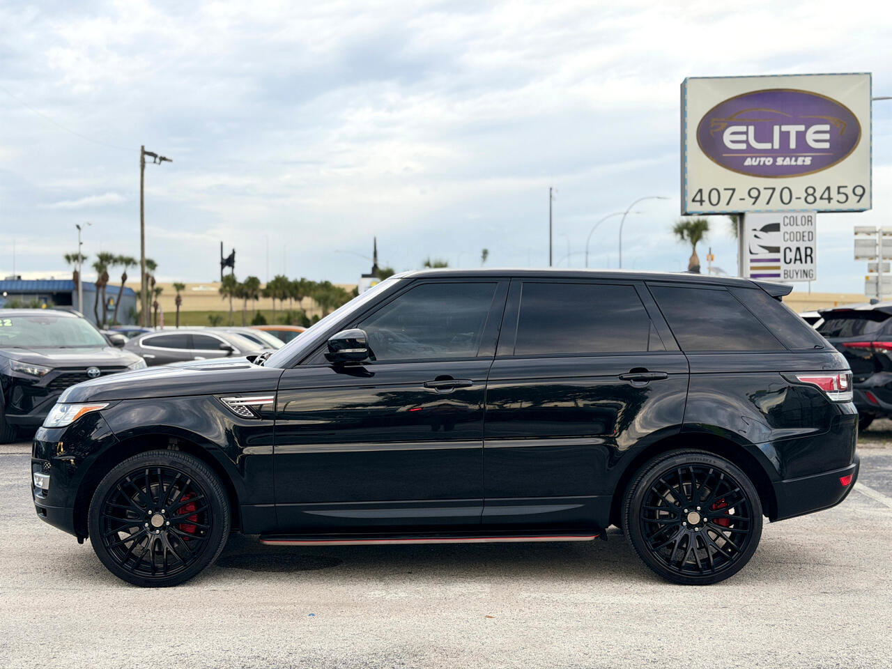 Used 2016 Land Rover Range Rover Sport HSE image 2