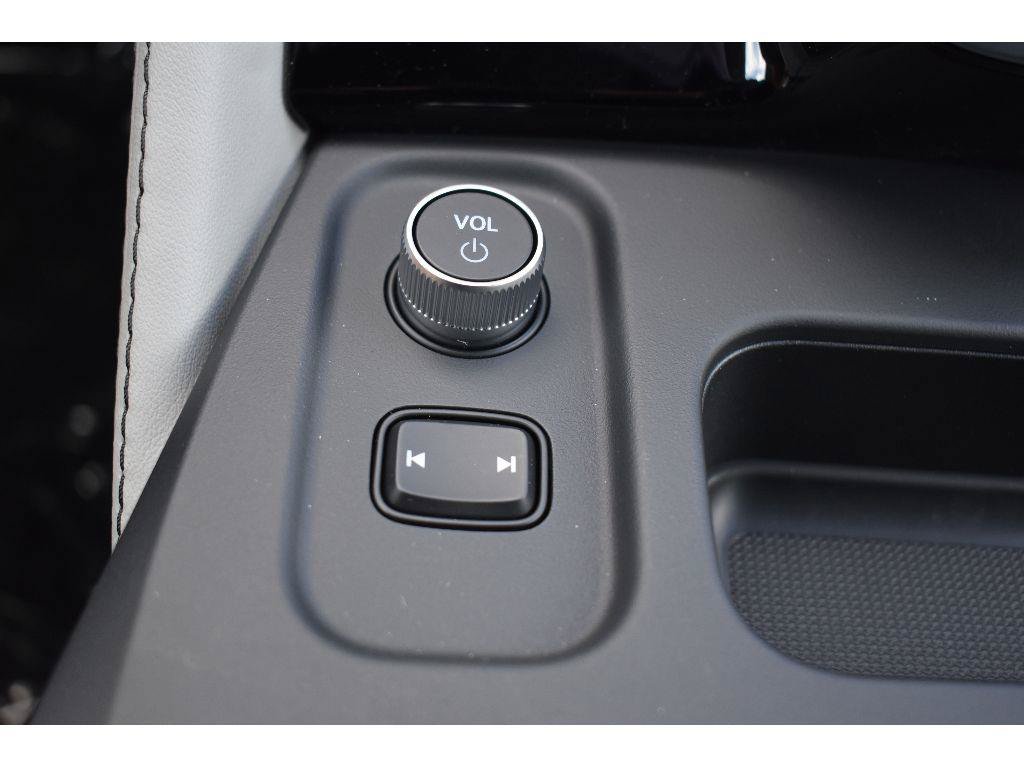 New 2026 Acura MDX w/ Advance Package AWD/4WD image 17