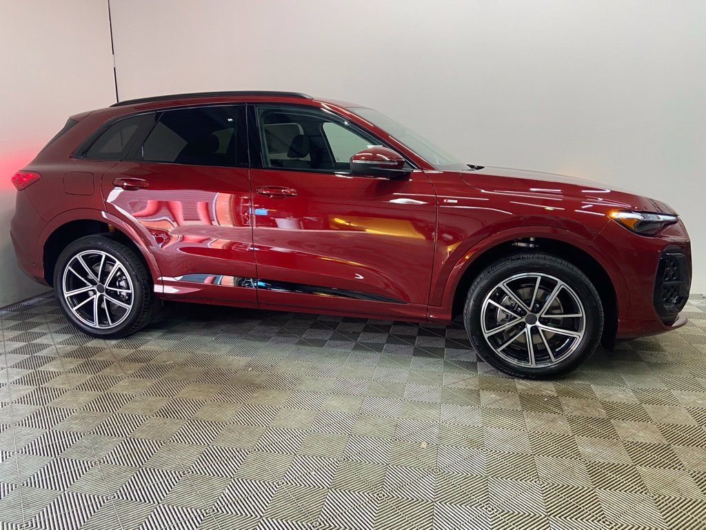 New 2026 Audi Q5 2.0T
