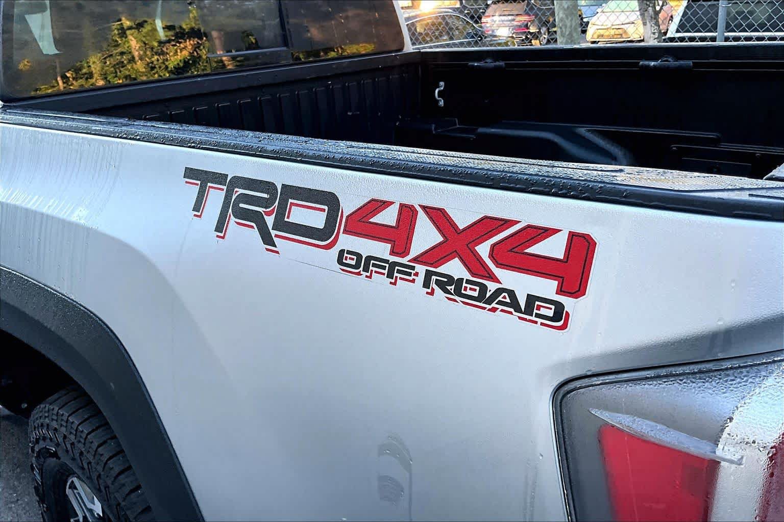 Used 2023 Toyota Tacoma TRD Off-Road w/ Black Out Package (TMS) AWD/4WD image 10