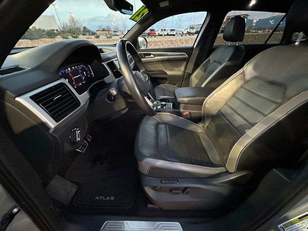 Used 2021 Volkswagen Atlas Cross Sport SEL Premium R-Line image 12