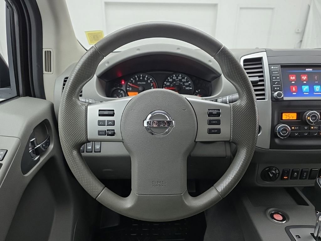 Used 2021 Nissan Frontier SV image 17