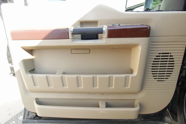 Used 2013 Ford F350 King Ranch w/ King Ranch w/Chrome Pkg image 18