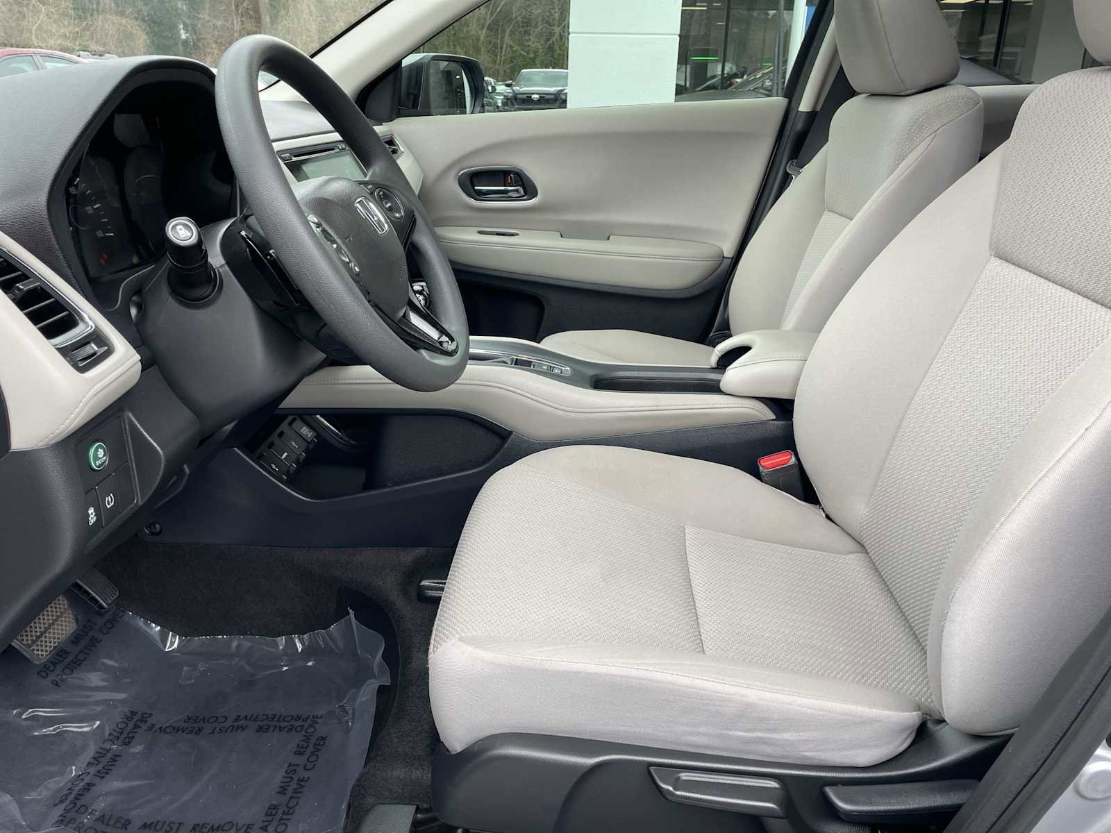 Used 2018 Honda HR-V EX image 10