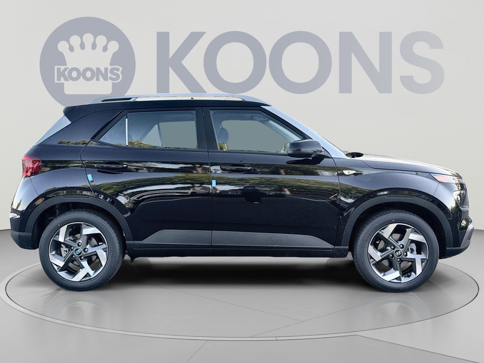 New 2026 Hyundai Venue SEL FWD image 8