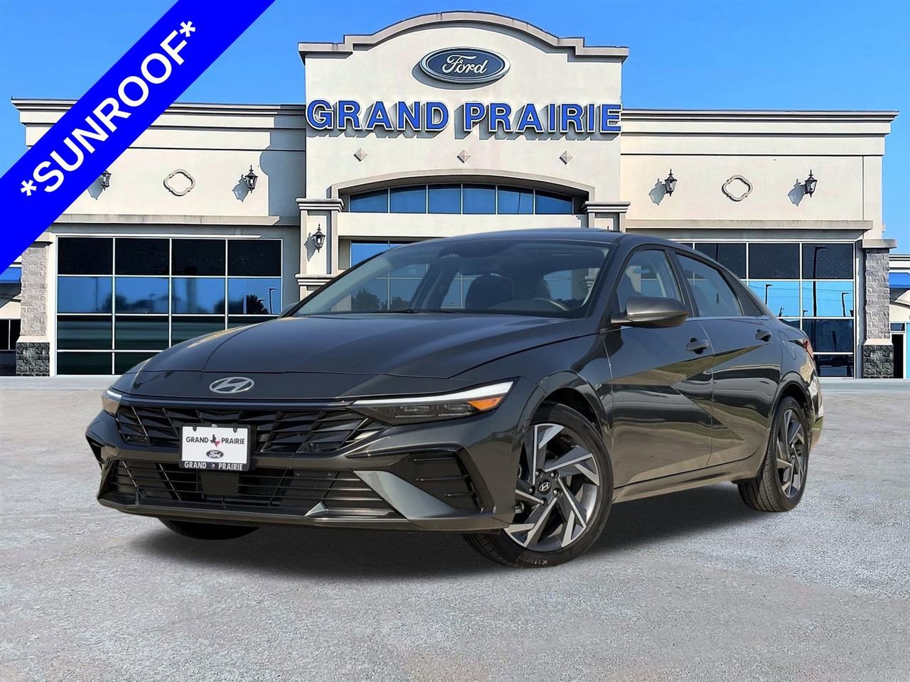 Used 2024 Hyundai Elantra SEL w/ Convenience Package