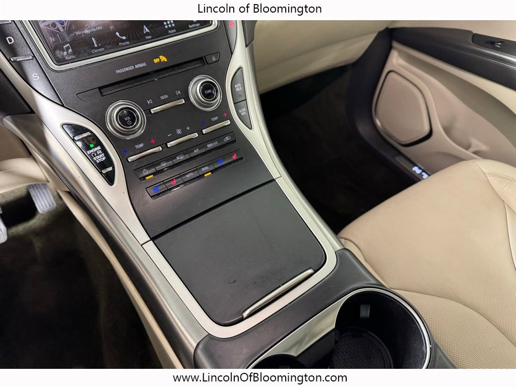 Used 2017 Lincoln MKX Reserve w/ Canadian Touring Package image 28