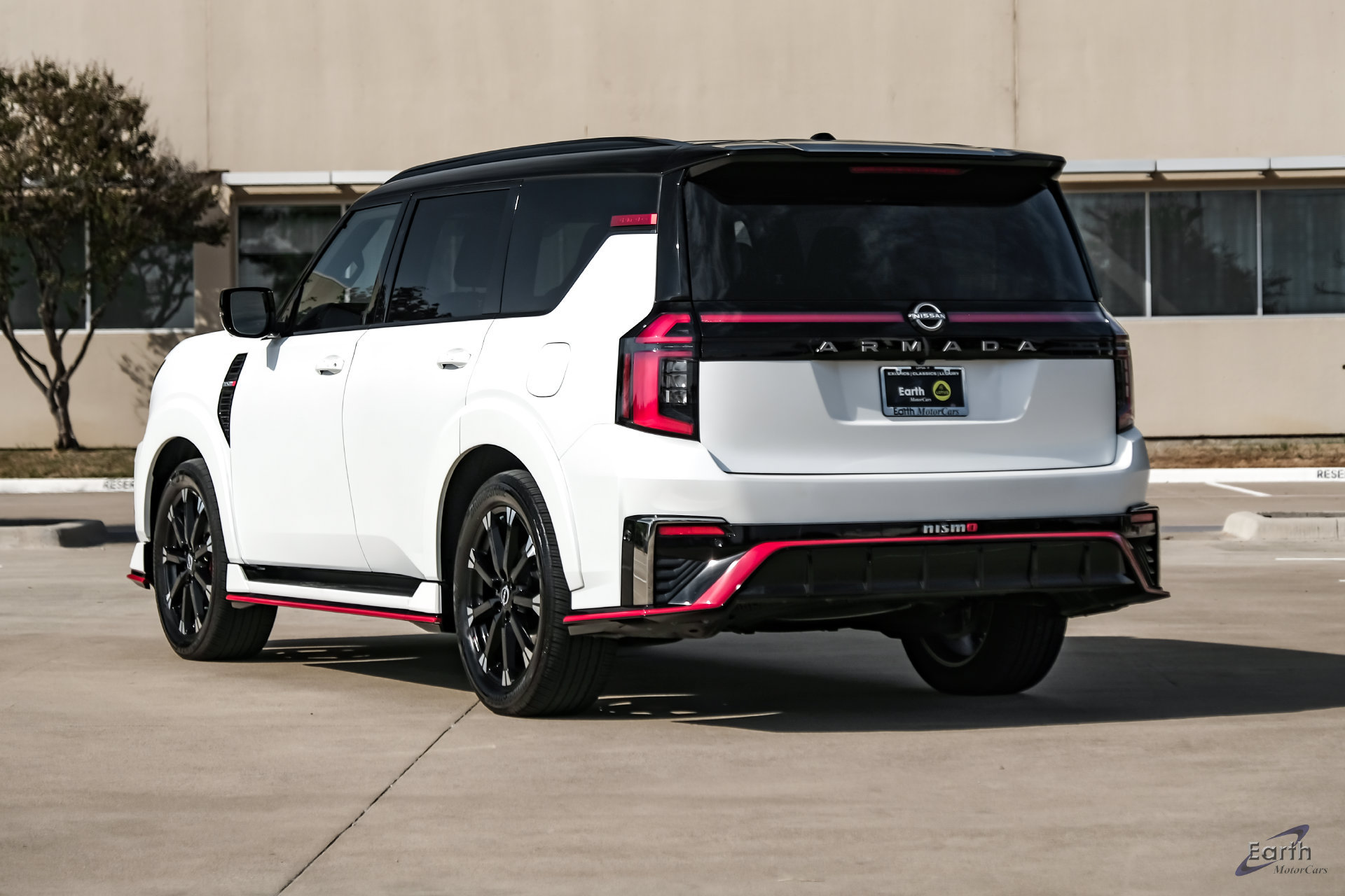 Used 2026 Nissan Armada NISMO AWD/4WD image 11