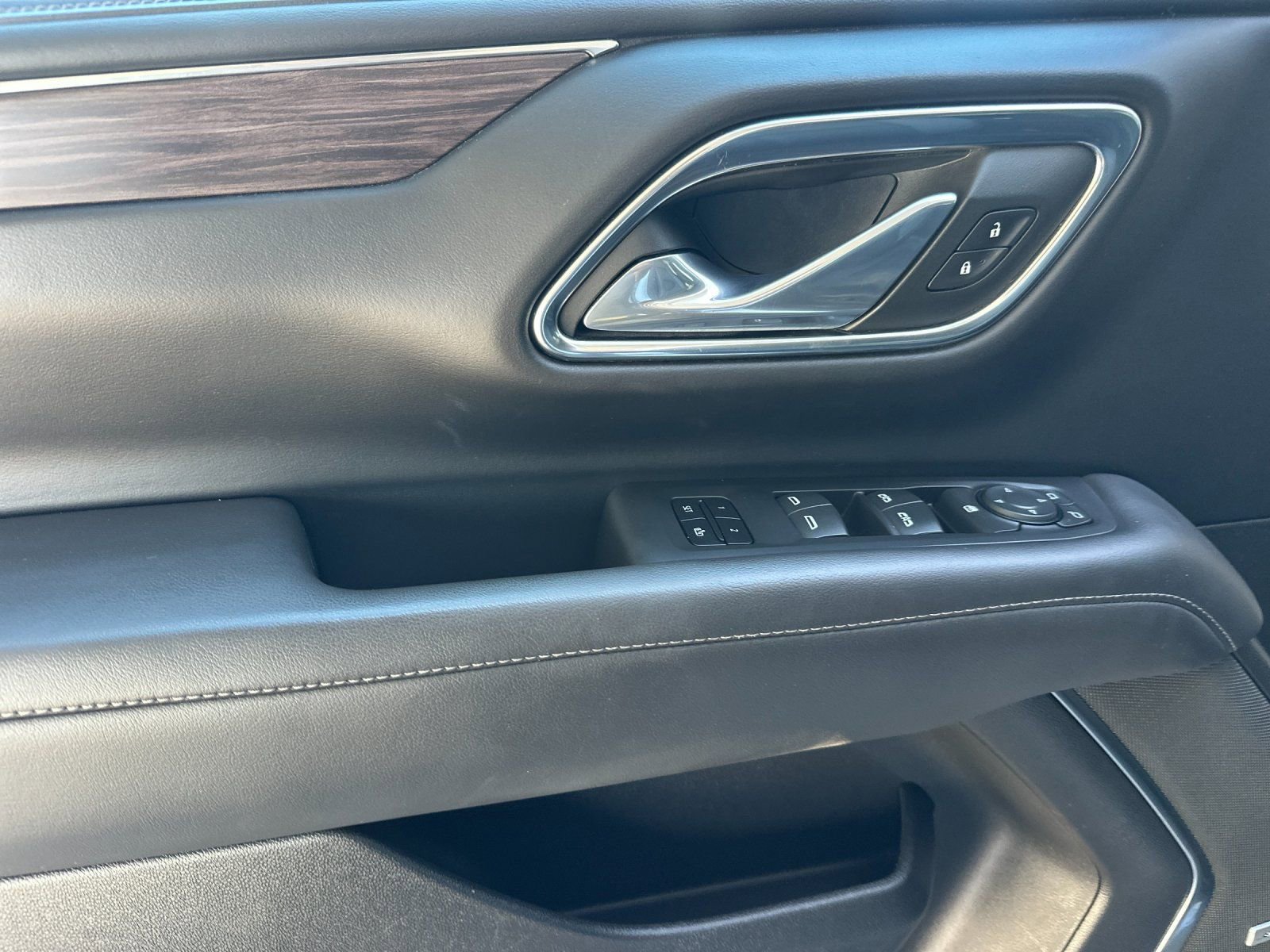 Used 2023 Chevrolet Tahoe LT image 10