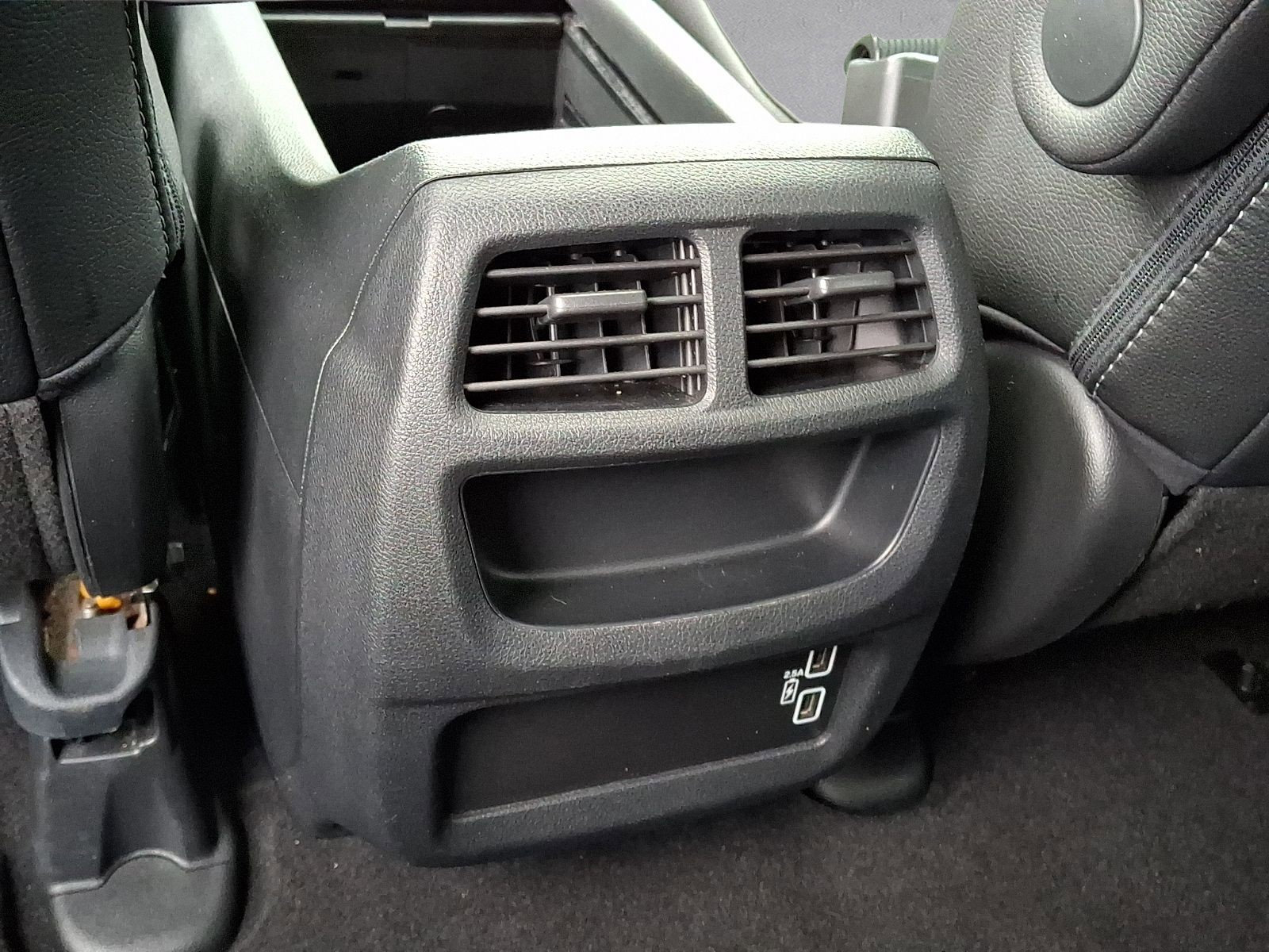 Used 2023 Honda Passport EX-L image 11