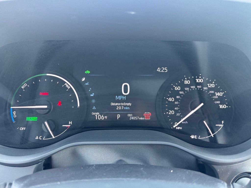 Used 2026 Toyota Sienna XLE FWD image 10
