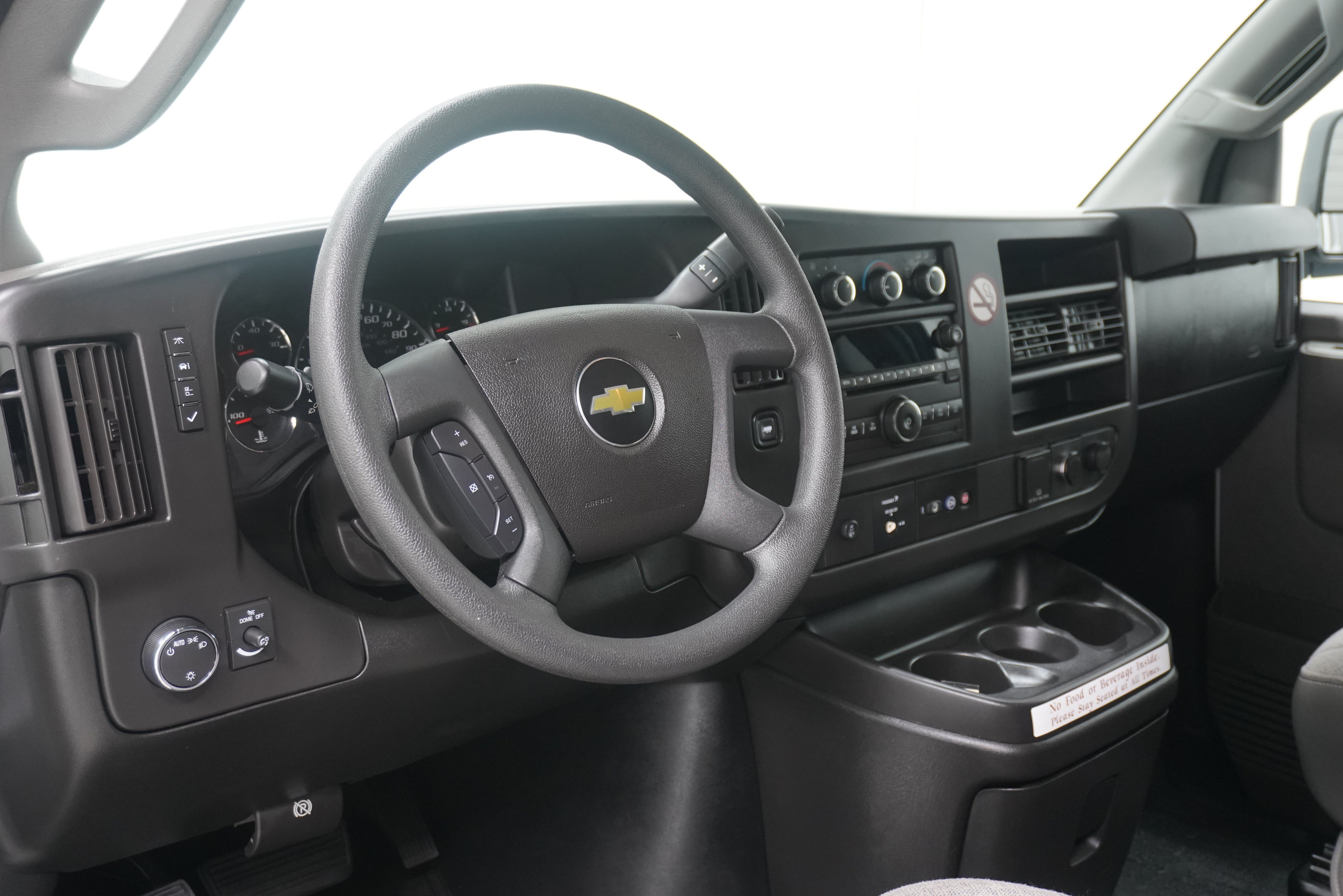 Used 2017 Chevrolet Express 3500 LT w/ LT Preferred Equipment Group RWD image 8