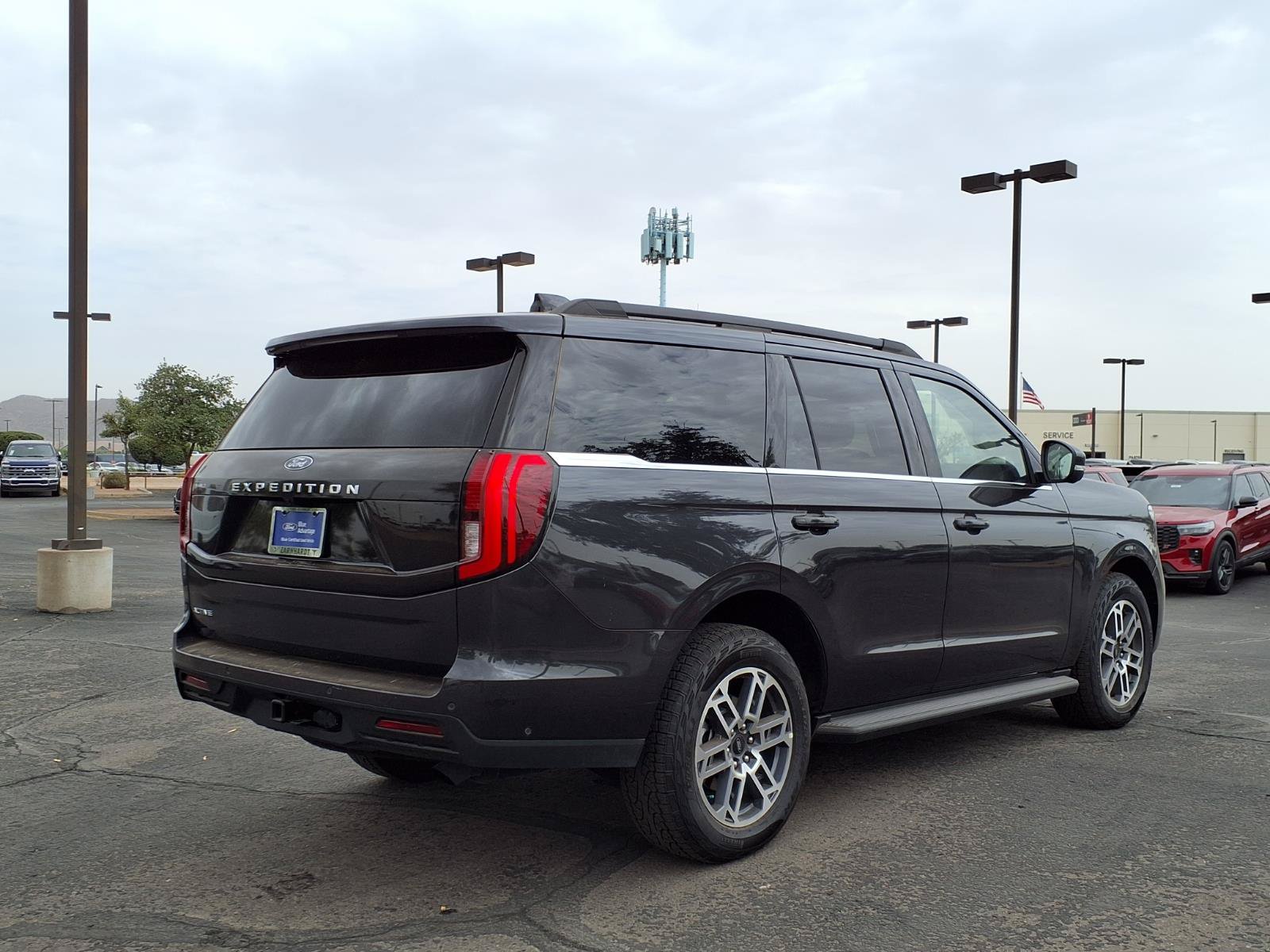 Certified 2025 Ford Expedition Active AWD/4WD image 6