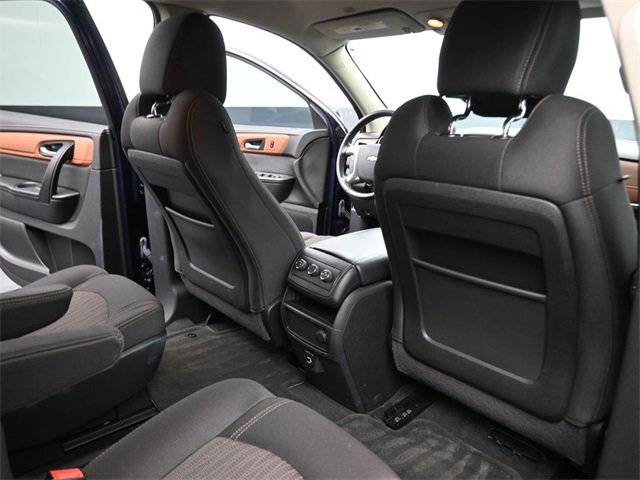 Used 2017 Chevrolet Traverse LT image 24