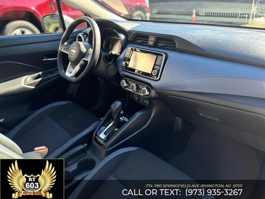 Used 2024 Nissan Versa SV FWD image 14