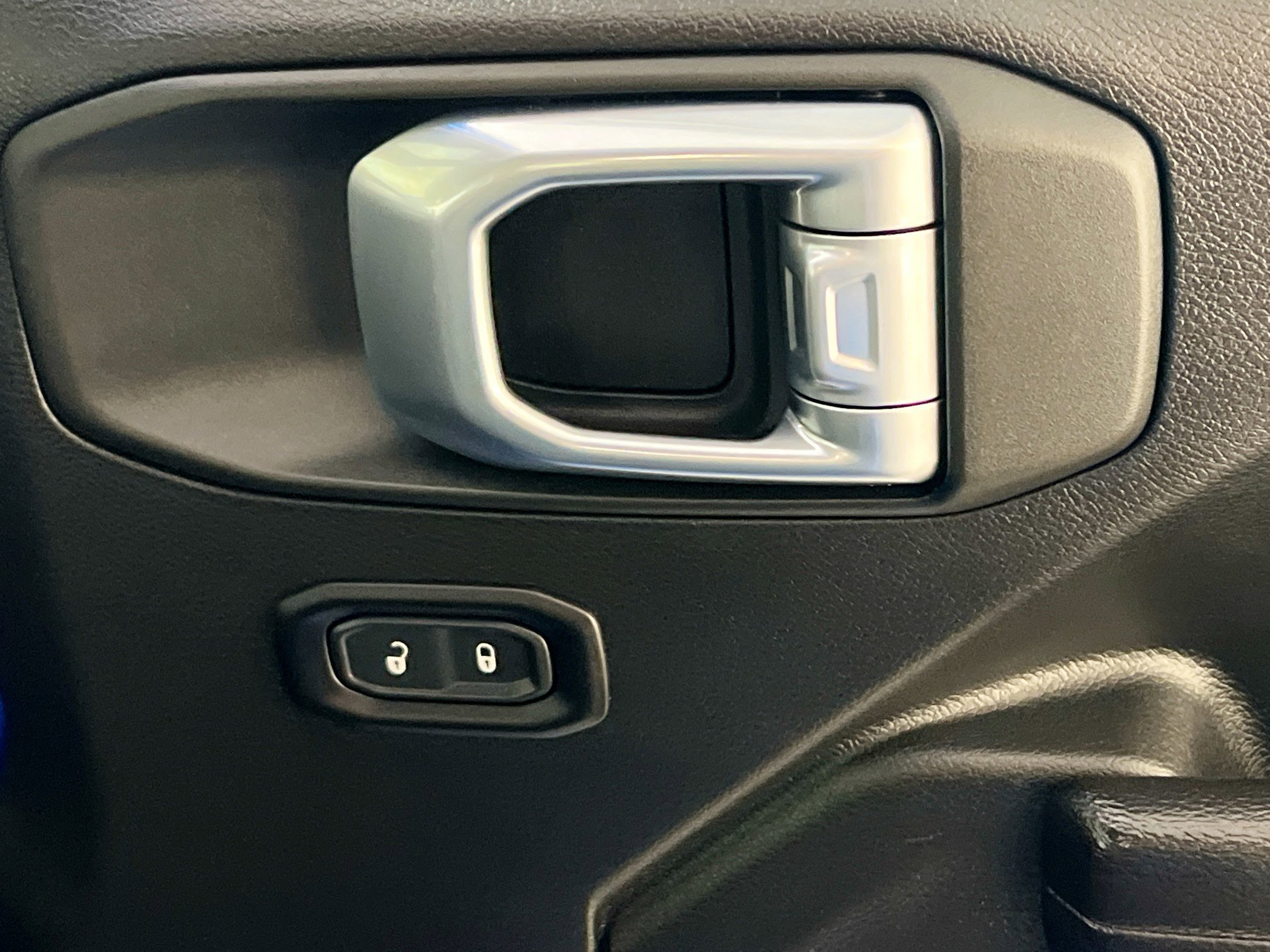 Used 2021 Jeep Wrangler Unlimited Sport image 32