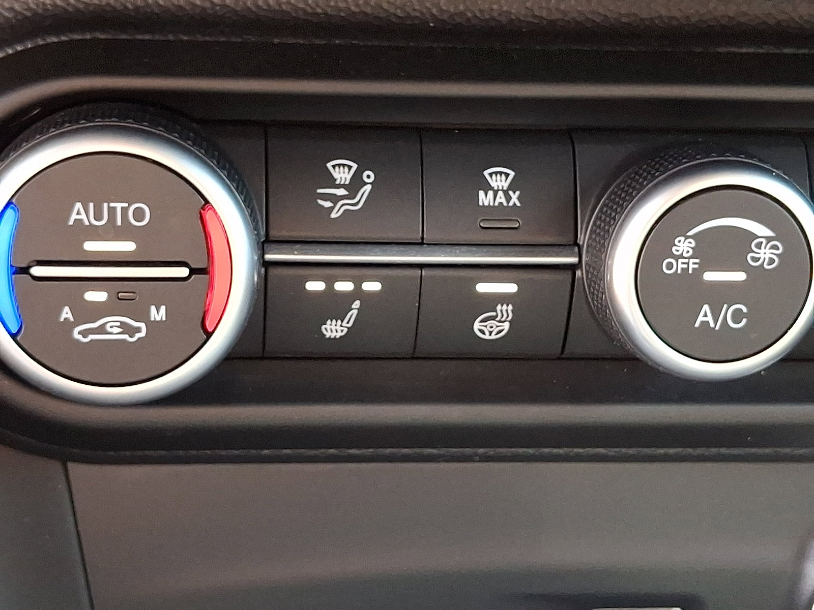 Used 2020 Alfa Romeo Stelvio Ti w/ Active Blind Spot Package AWD/4WD image 24