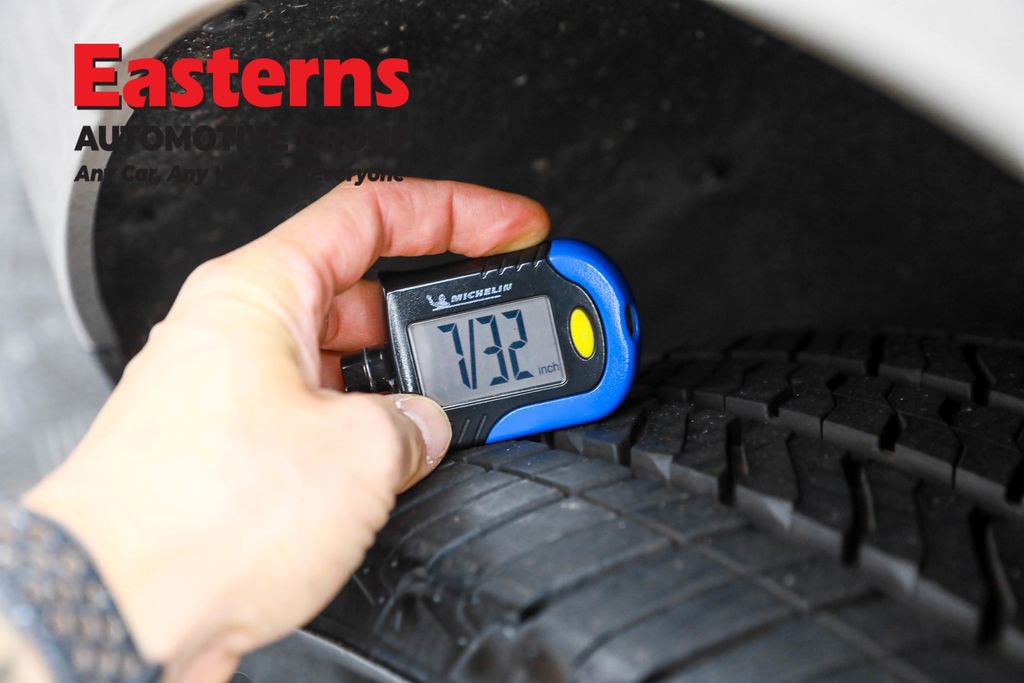 Used 2024 Cadillac Escalade Sport Platinum w/ LPO, ONYX Package image 33