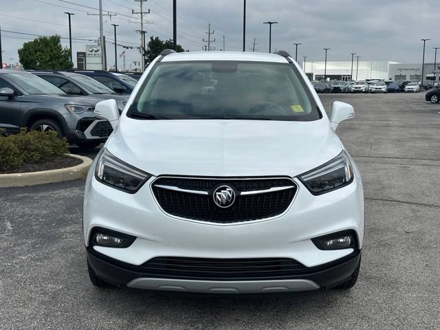 Used 2017 Buick Encore Essence FWD image 2