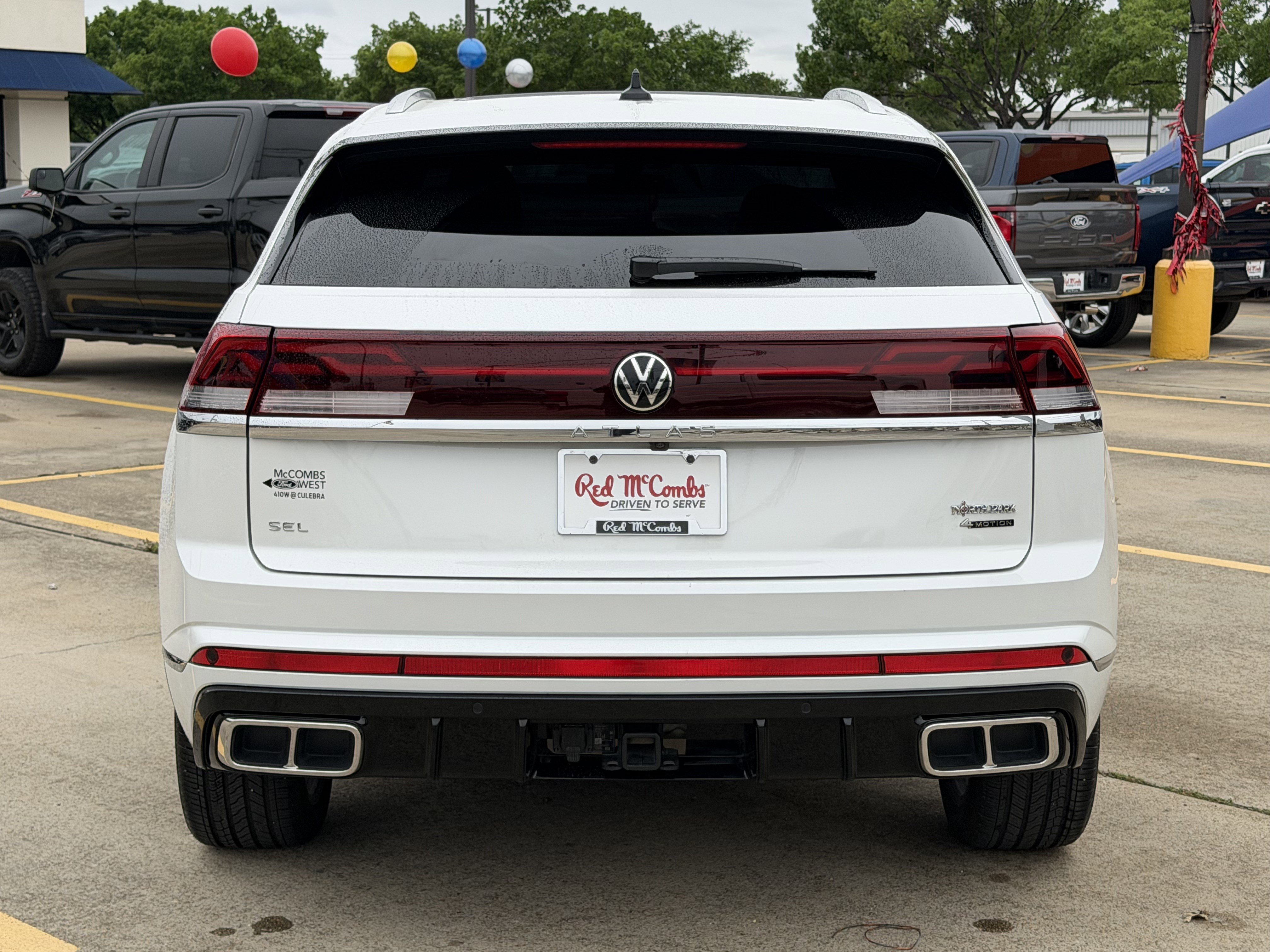 Used 2024 Volkswagen Atlas Cross Sport SEL Premium R-Line image 6